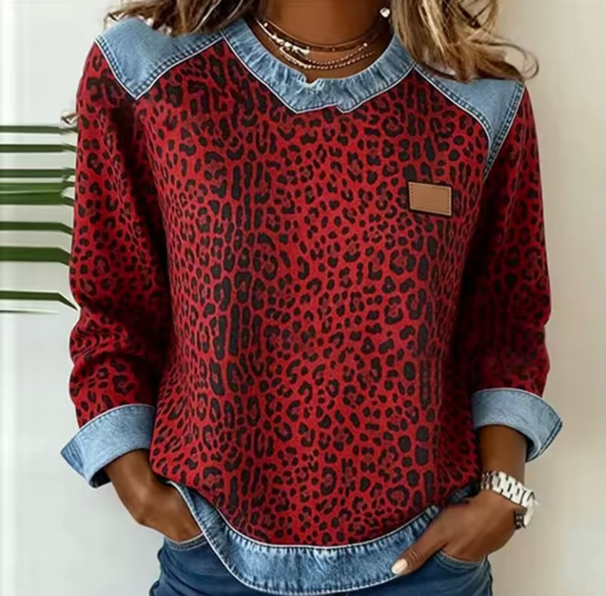 Sofia | Maglione Leopardato con Collo in Denim