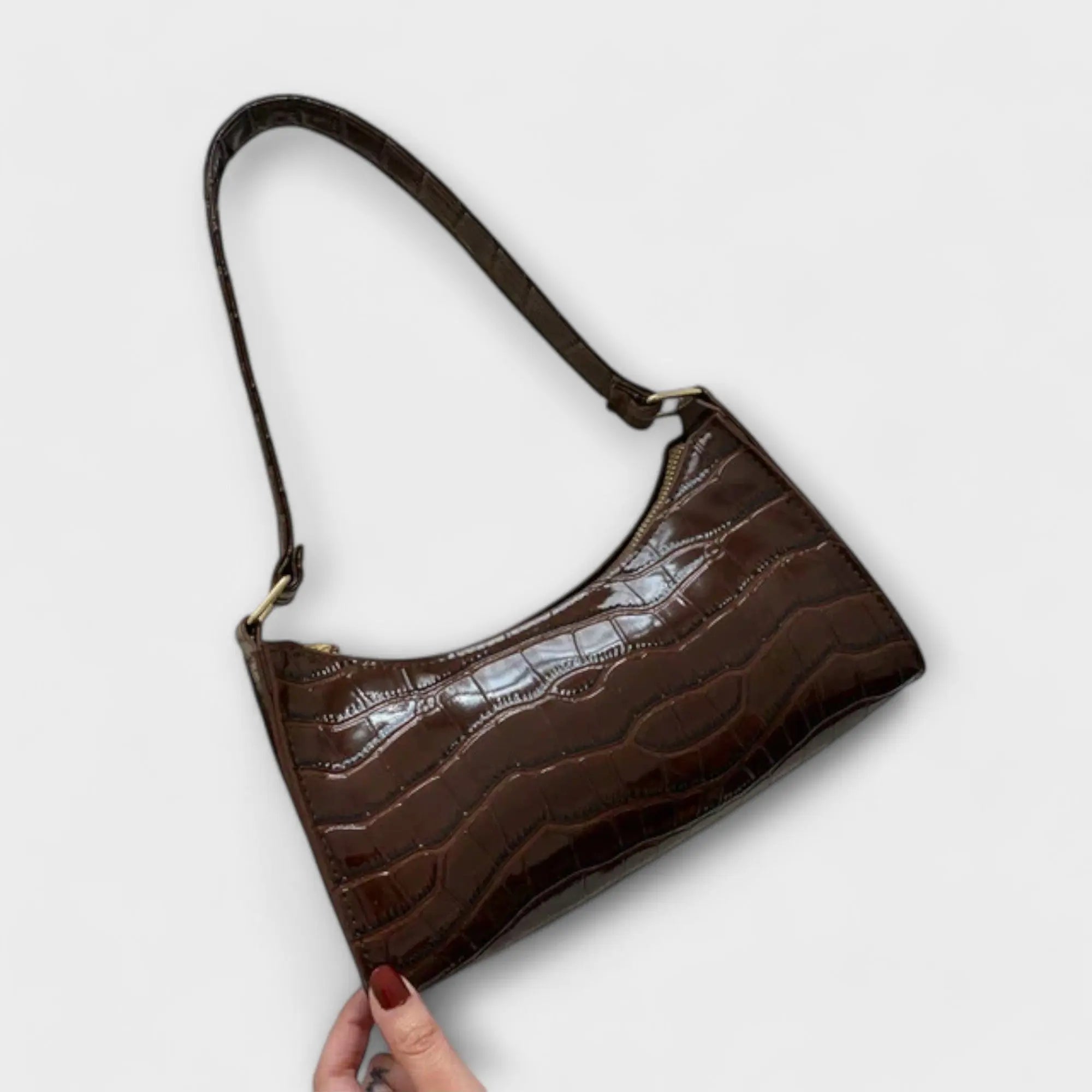 Oona Borsa