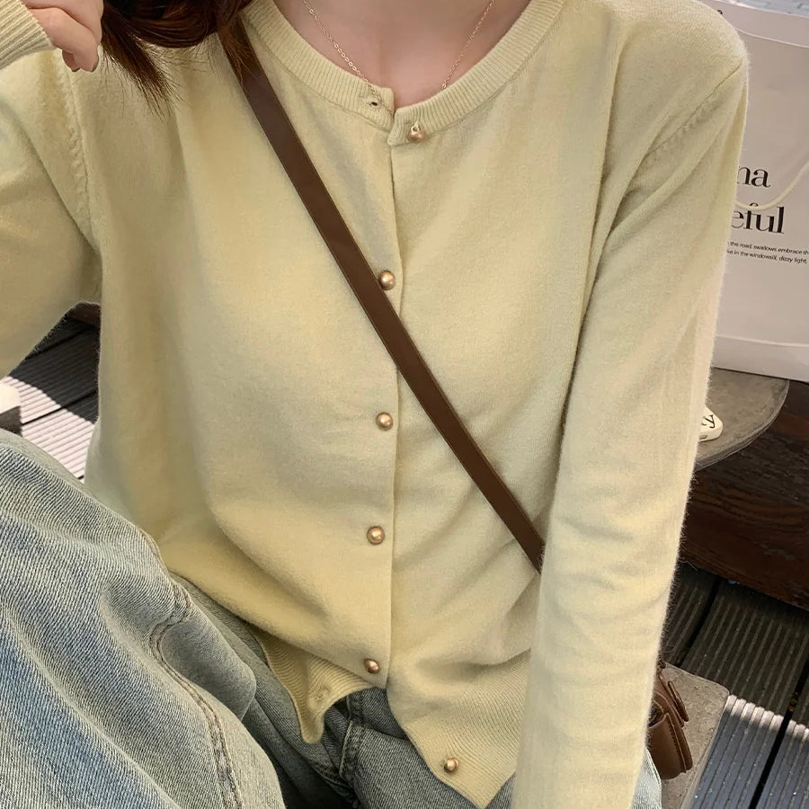 Cardigan in Maglia Girocollo