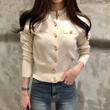 Cardigan Corto con Bottoni Dorati